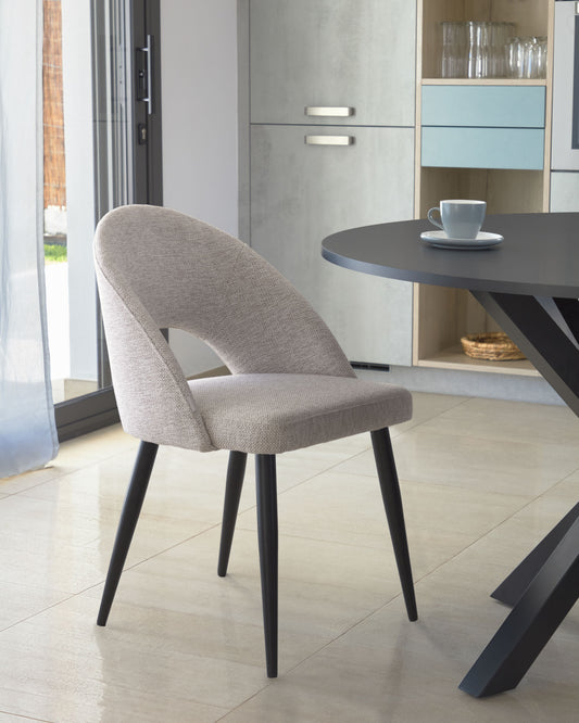 Beige Mael chair with steel legs with black finish FSC 100%