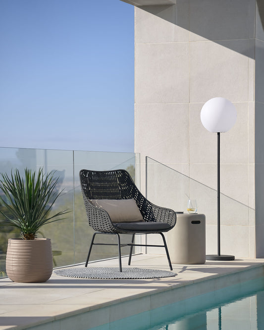 Outdoor Dinesh floor lamp in black steel