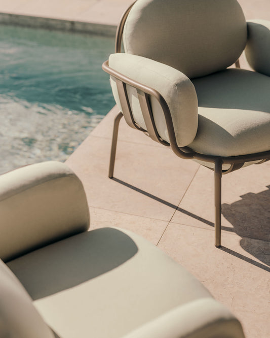 Joncols outdoor armchair in aluminium with grey painted finish and grey cushions