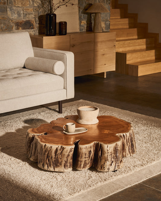 Tavine coffee table in solid acacia wood with bleached finish with wheels Ø85cm