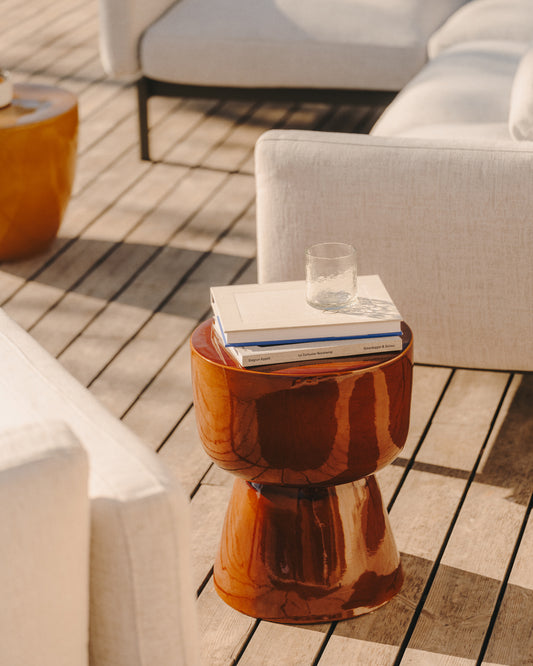 Mesquida outdoor side table in ceramic with glazed terracotta finish Ø 36cm