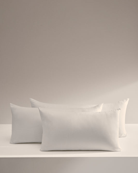 Nyla microfibre pillow 70 x 40 cm made in Spain