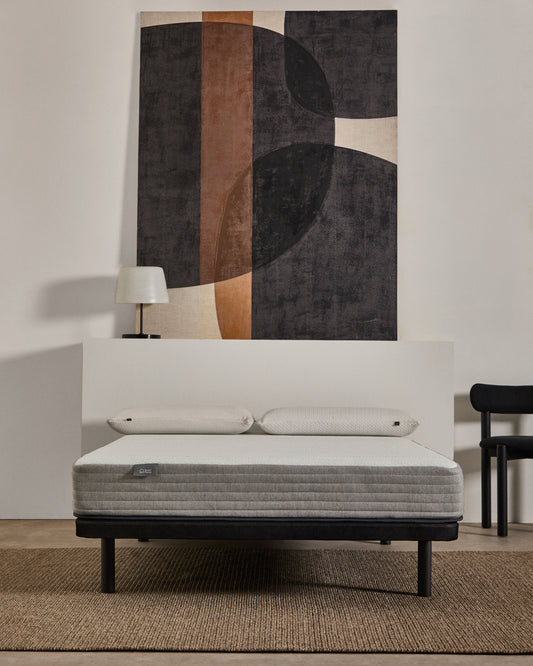 Under base upholstered with 3D fabric for 135 x 190cm mattress