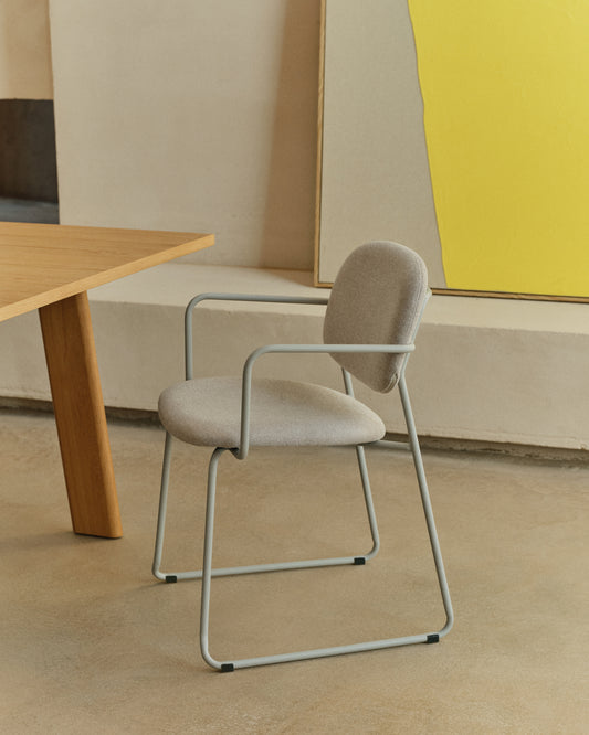 Meli chair in beige chenille with beige metal structure FSC Mix Credit