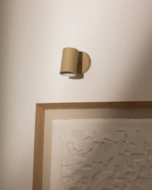 Manie metal wall-mounted light fixture with beige textured finish