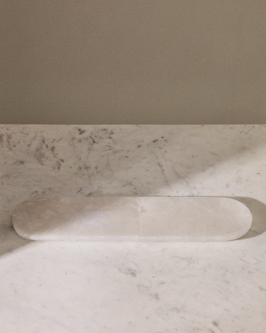 Noreli alabaster centrepiece