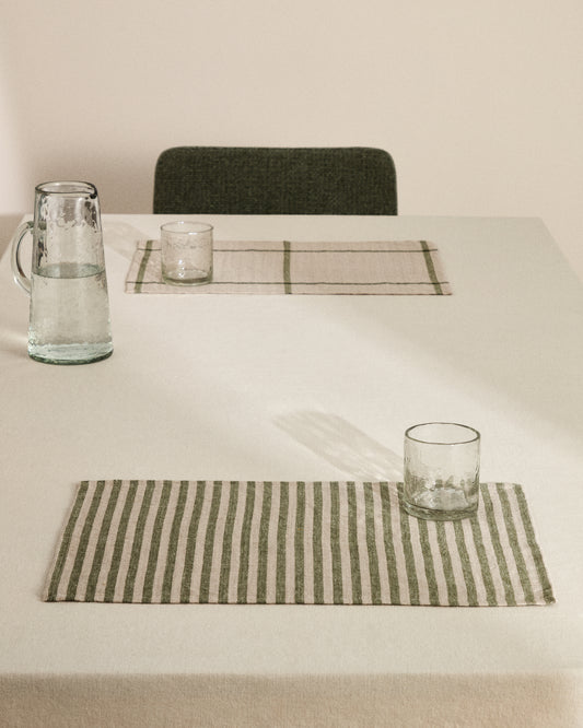 Jarne set of 2 placemats in beige and green linen 35 x 50 cm