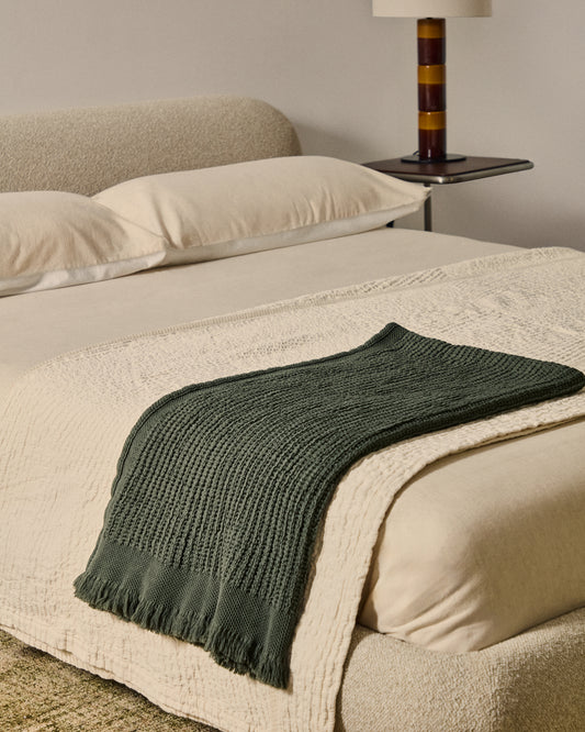 Nulina 100% cotton waffle blanket in green 130 x 170 cm