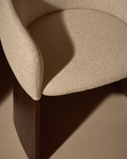 Bosca chair in beige chenille and walnut veneer FSC 100%