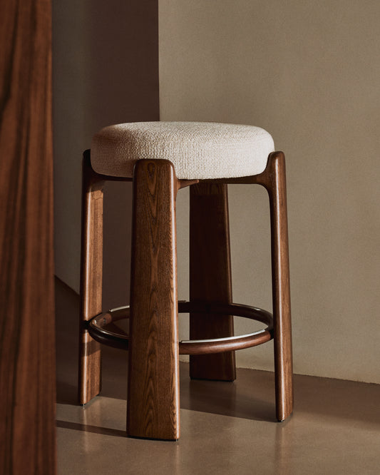 Granite fire-retardant stool in beige chenille and solid ash wood with walnut-coloured finish FSC 100% 65cm