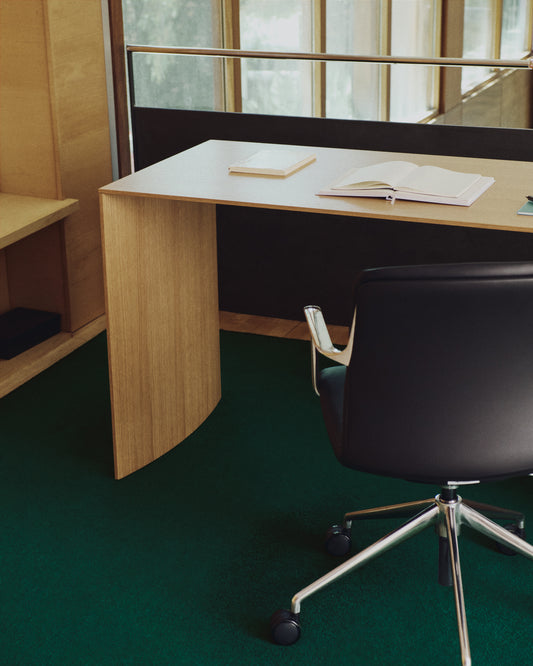 Litto oak veneer desk 140 x 60cm