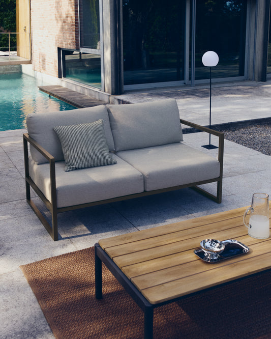 Sorells coffee table in gray aluminum and teak wood 63 x 144,6 cm FSC 100%