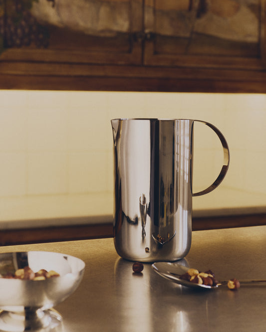 Nirela stainless steel jug