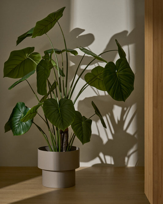 Mash round metal planter in taupe Ø41