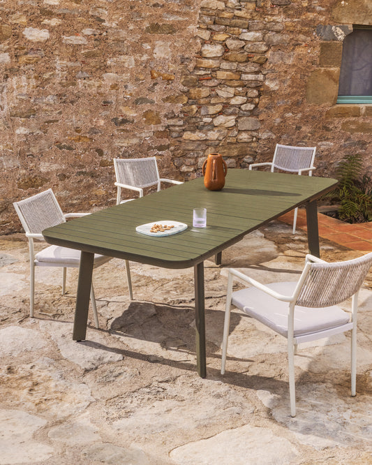 Izola extendable outdoor table in aluminium with green finish 185 (235) x 100cm