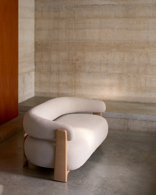 Granite 2-seater sofa in beige chenille with solid ash wood legs with natural finish 155cm FSC 100%