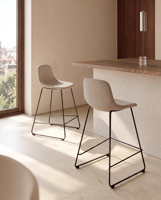 Zahara stool in brown chenille with steel legs with black finish 65cm FSC 100%