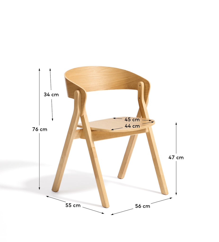 Godia chair in oak veneer with natural finish