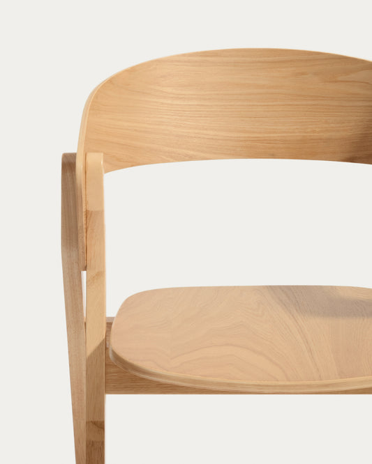 Godia chair in oak veneer with natural finish