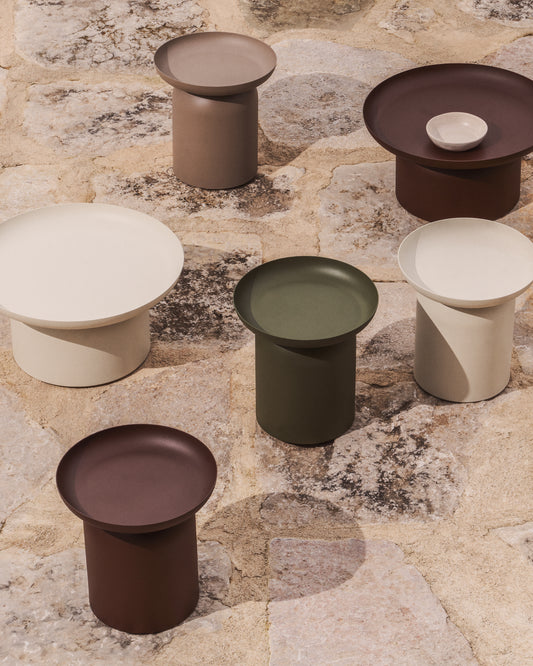 Arcola side table in ecru aluminium Ø45cm