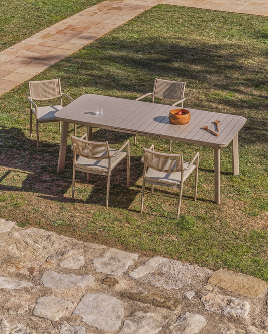Izola extendable outdoor table in aluminium with taupe finish 185 (235) x 100 cm