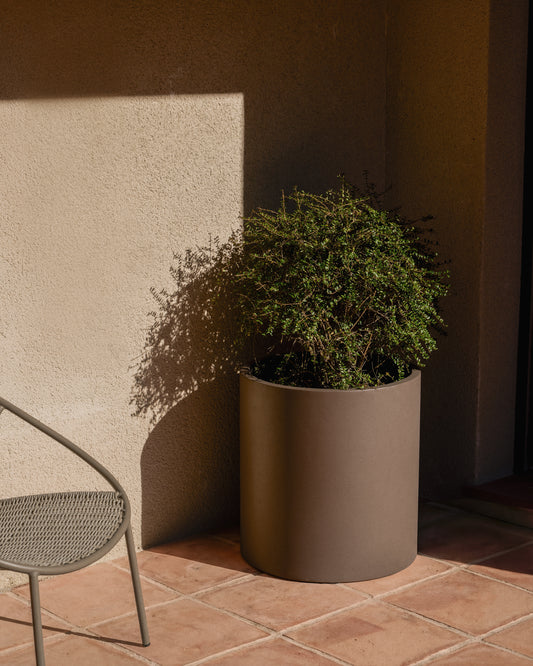 Aiguablava brown cement planter Ø 52cm