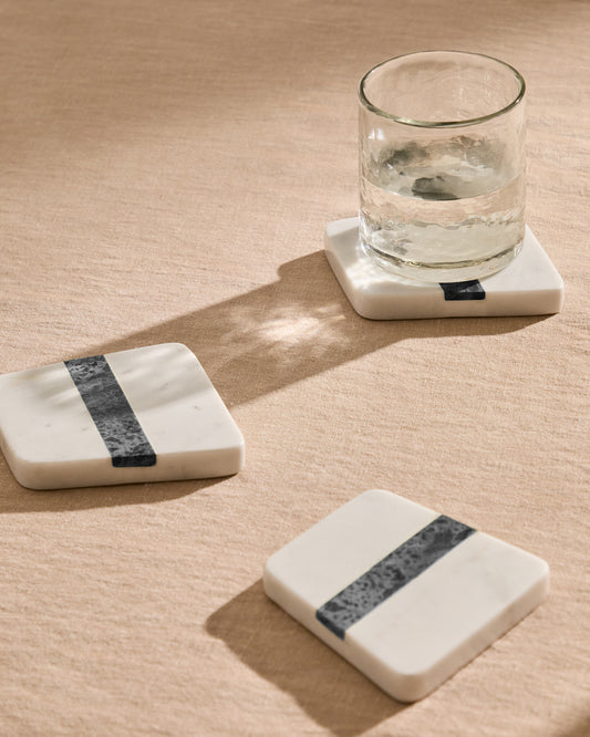 Nira set of 4 white and grey marble coasters