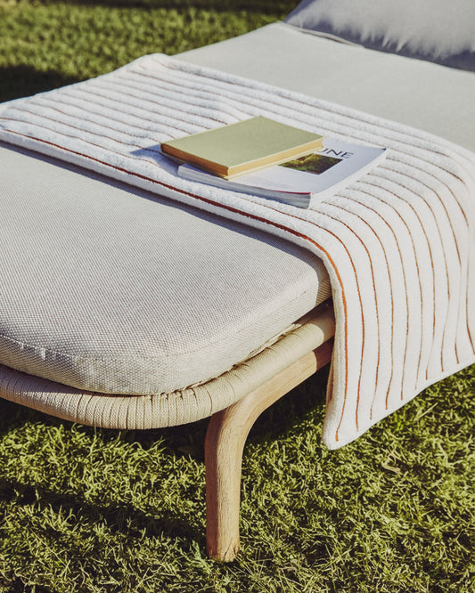 Dorane 100% cotton towel with orange stripes 100 x 150cm