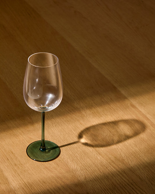 Irides clear wine glass with blue detail, 43 cl