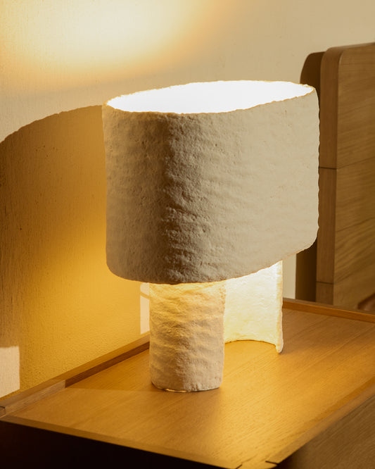 Bedala white papier-mâché table lamp
