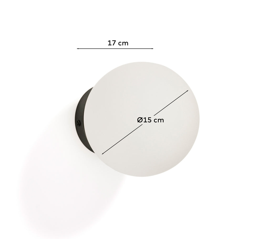 Brisia metal wall lamp with black finish and 1 frosted glass ball Ø15cm
