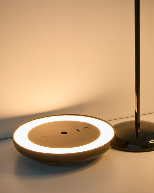 Porte black aluminium portable table lamp