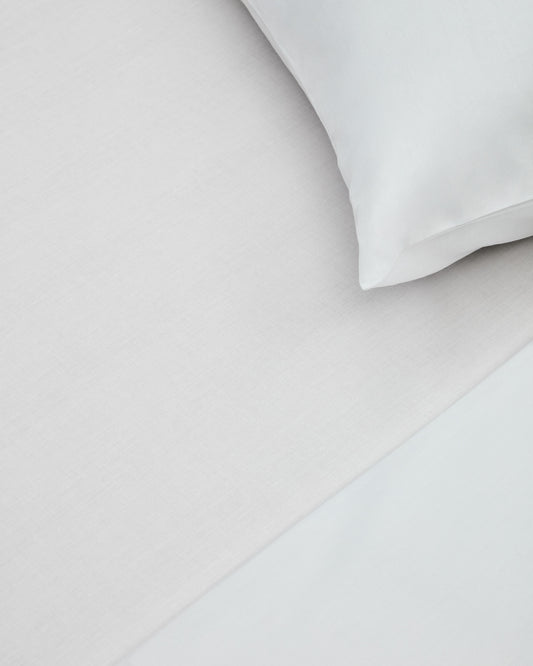 Teia 100% cotton percale fitted bed sheet 180 thread count in white, 150 x 200 cm