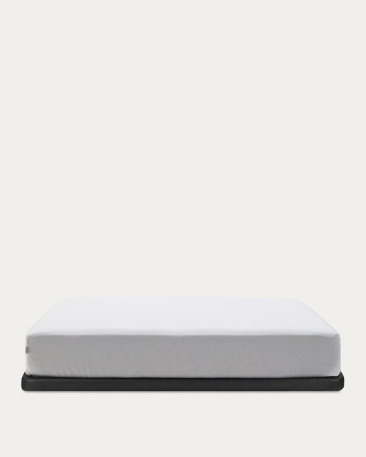 Under base upholstered with 3D fabric for 140 x 190cm mattress