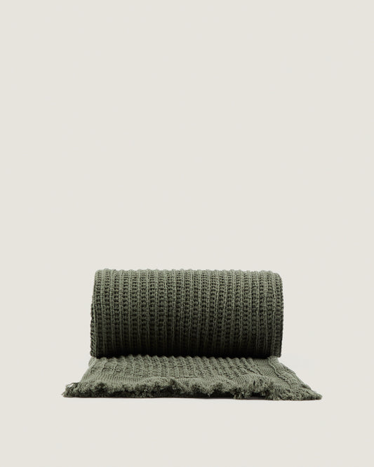 Nulina 100% cotton waffle blanket in green 130 x 170 cm