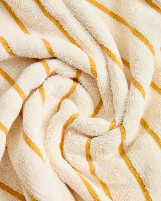 Dorane 100% cotton towel with yellow stripes 100 x 150cm