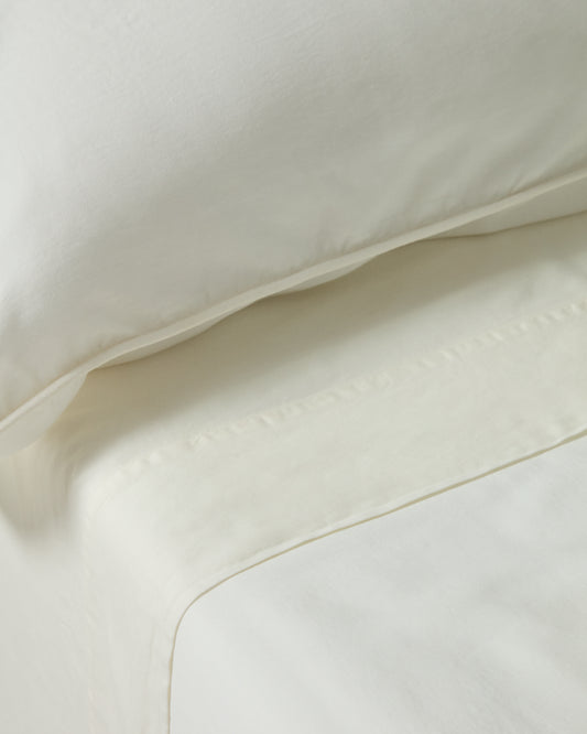 Sirale 100% cotton sateen pillowcase with washed white finish 45 x 110cm